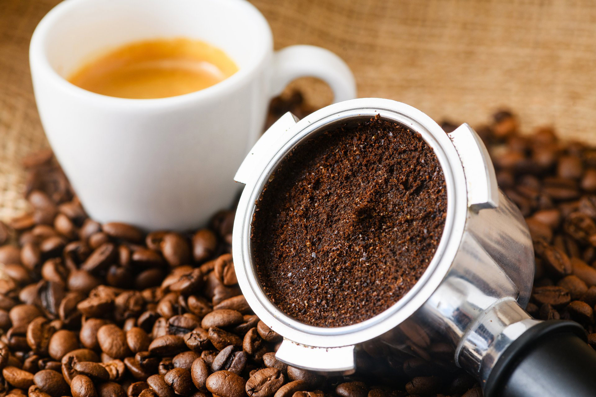 Es ist eines der günstigsten Düngemittel. Für welche Pflanzen kann man Kaffeesatz verwenden?